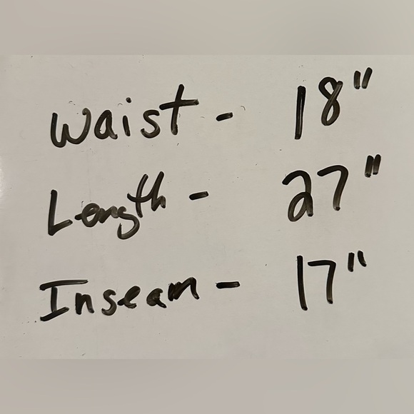 Danskin Now Women’s  Athletic Gray Bermuda Shorts - Picture 4 of 4